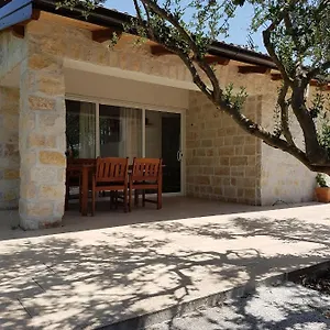 Morovi Dvori Apartman